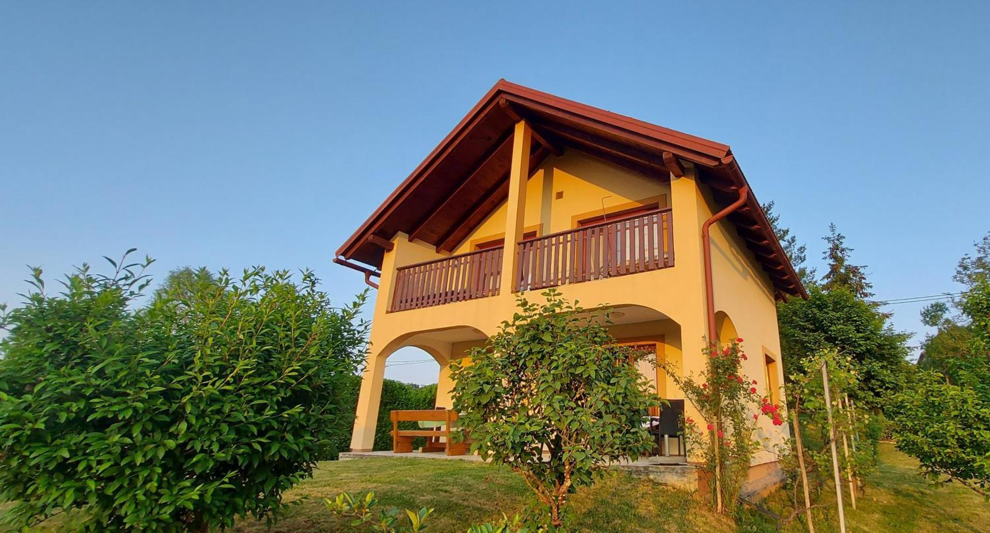 Holiday House And Apartments Vale ดูกาเรซา ภายนอก รูปภาพ